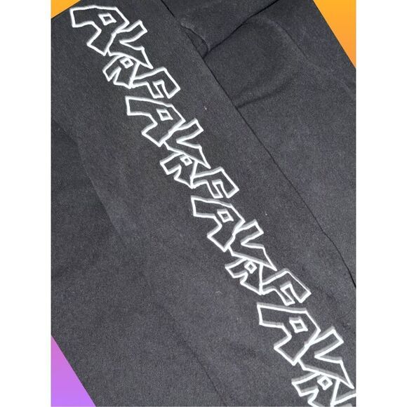 Unisex Snoopy Peanuts Long Sleeve Cookie Chomping T Shirt Size Medium - Picture 5 of 5